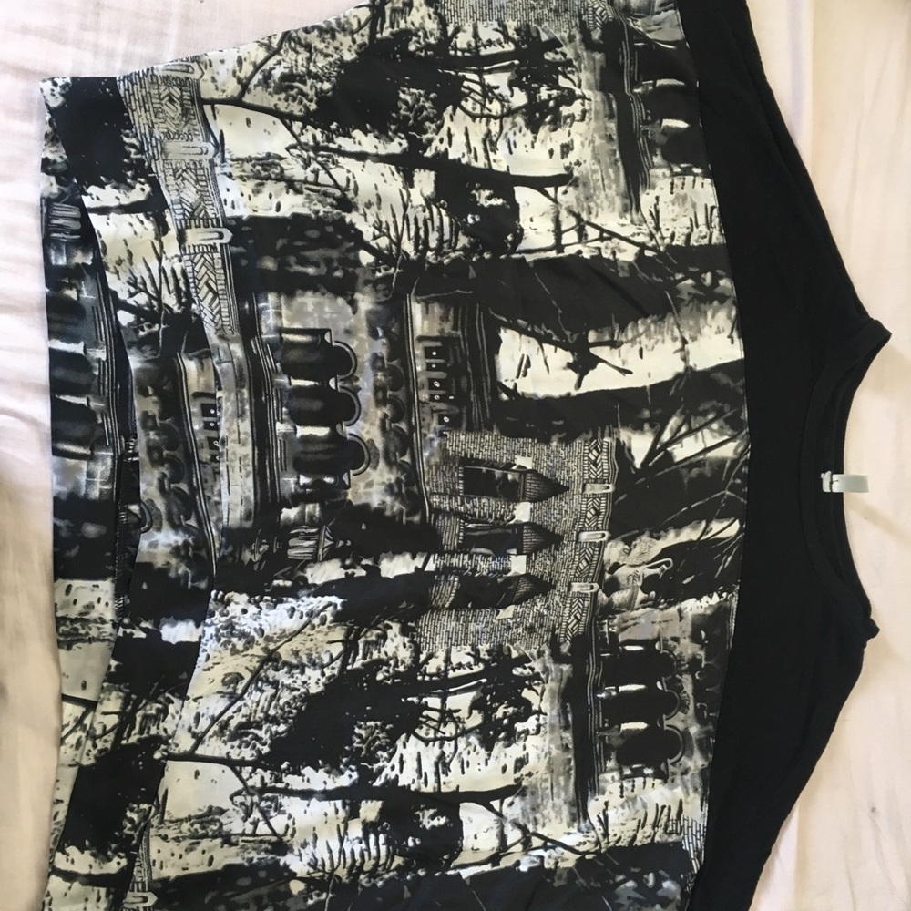 Tops! - Picture 2 of 4